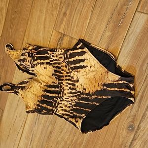 No Label women's large bathing suit  0555